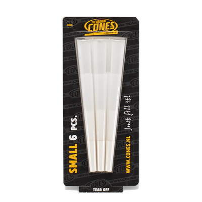 Original Pre Rolled Cones® White Small 1¼ 6pcs. - Display contains 32 blister packs